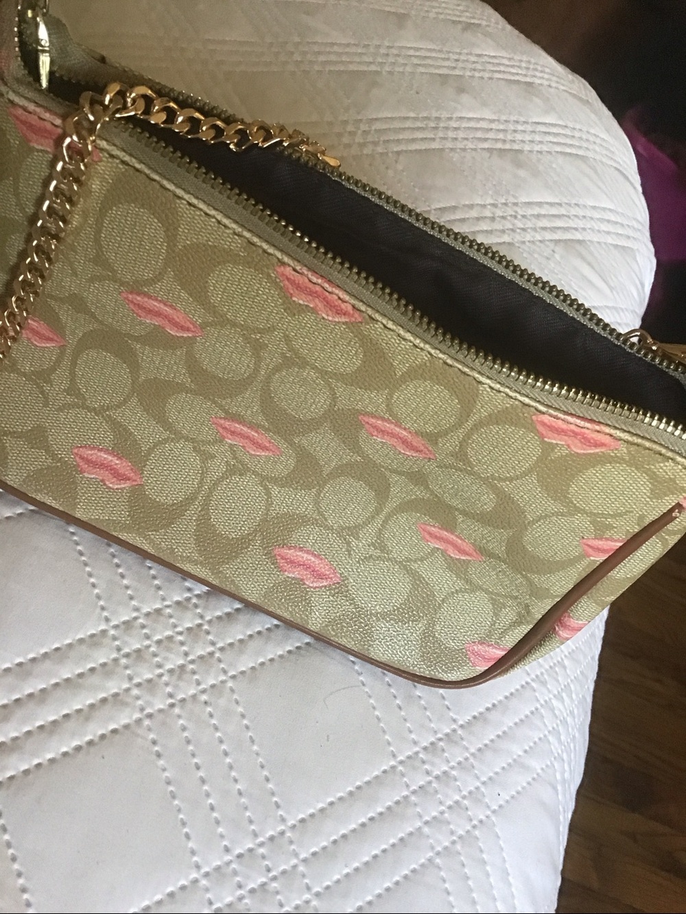 Coach Bag - Picture 7 of 8